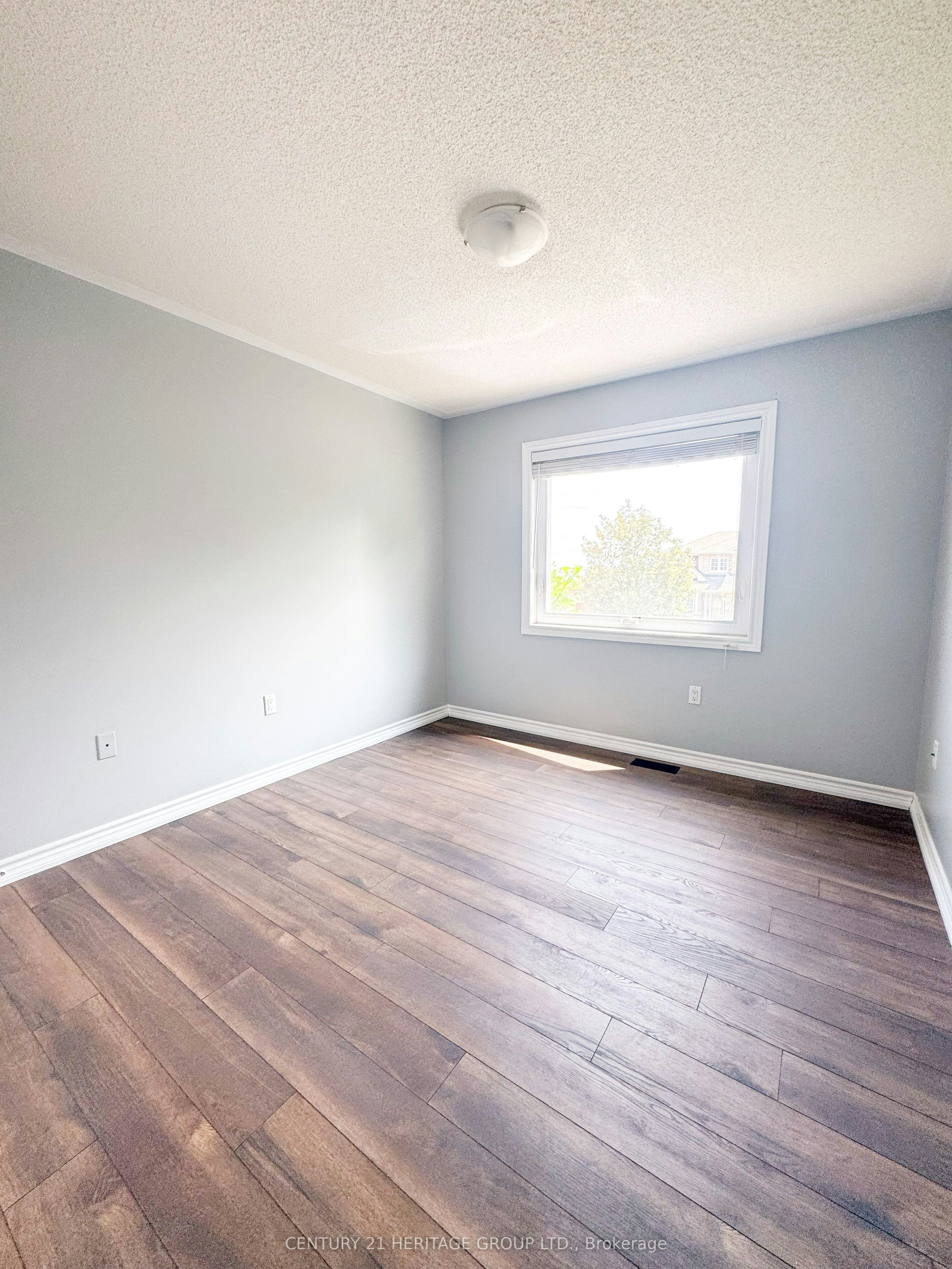 119 Metcalfe Drive, Bradford West Gwillimbury, ON, L3Z 3J2 - 9