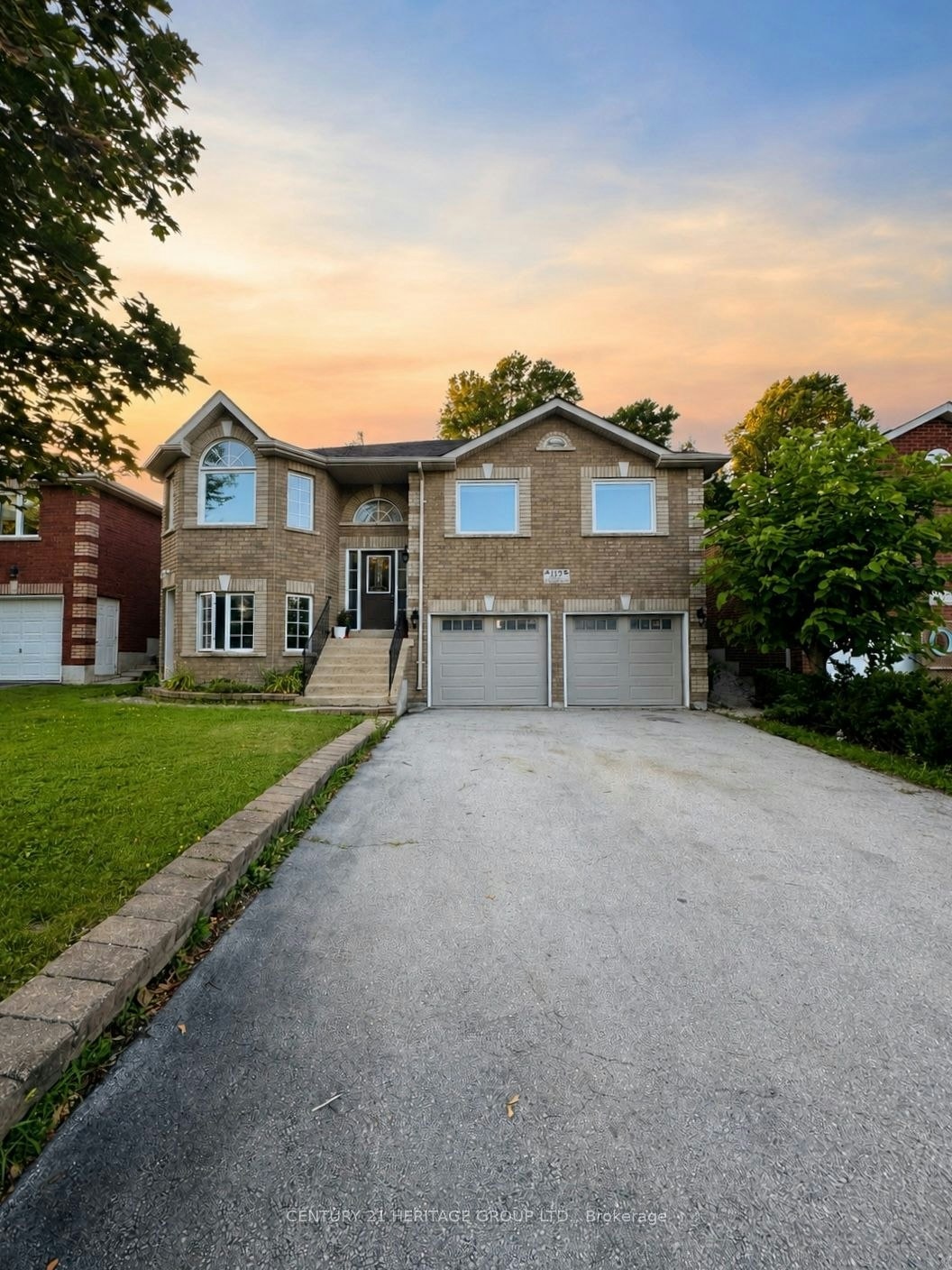 119 Metcalfe Drive, Bradford West Gwillimbury, ON, L3Z 3J2