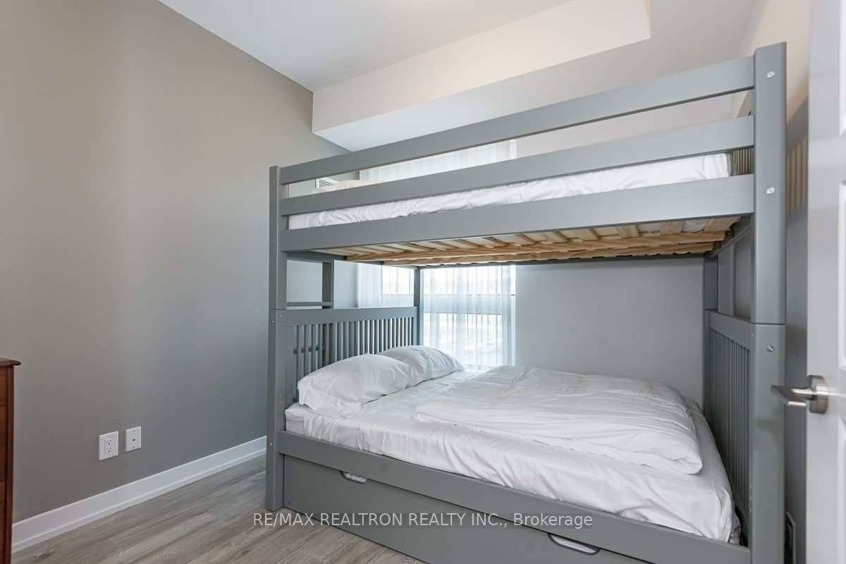B313-271 Sea Ray Avenue, Innisfil, ON, L4S 0L9 - 8