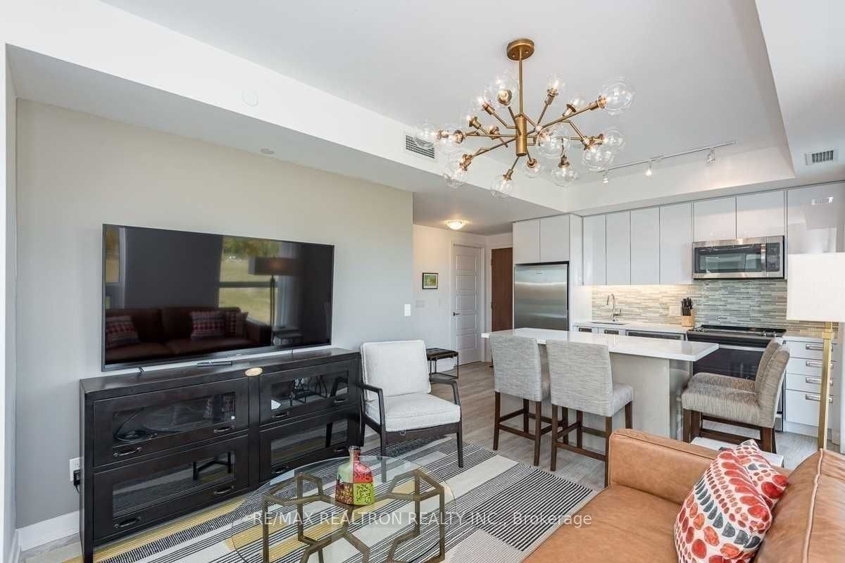 B313-271 Sea Ray Avenue, Innisfil, ON, L4S 0L9 - 2