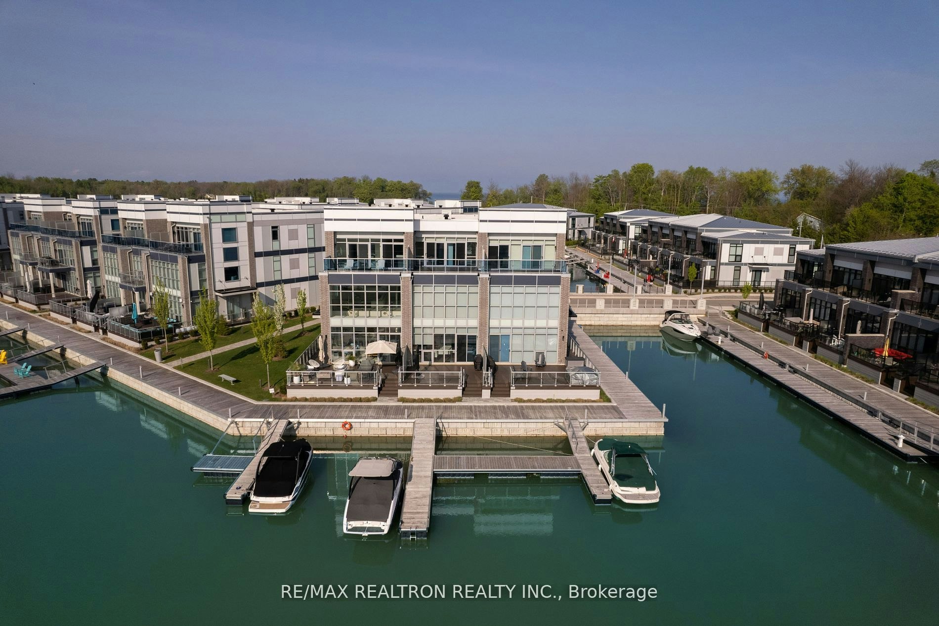 3700 Mangusta Court, Innisfil, ON, L9S 0L5
