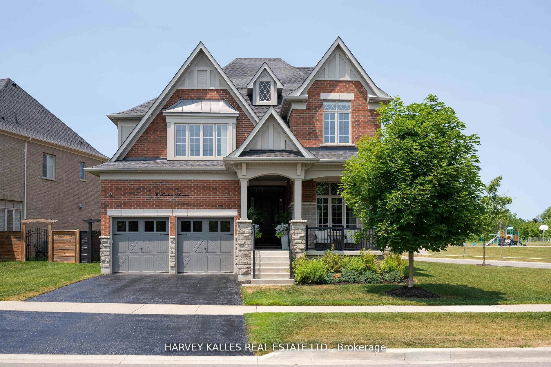 4 Larkin Avenue, King, ON, L7B 0N8