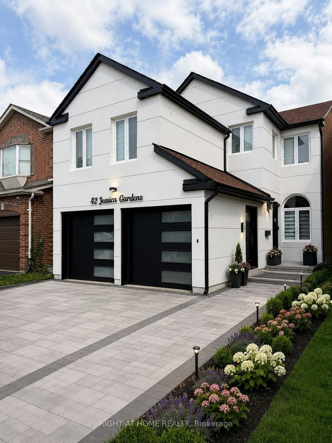 42 Jessica Gardens, Vaughan, ON, L4J 3G2