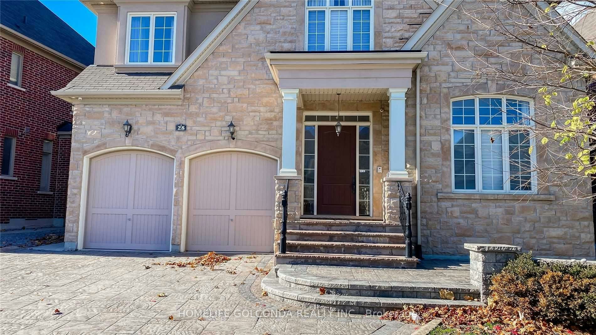 28 Stollery Pond Crescent, Markham, ON, L6C 0V1