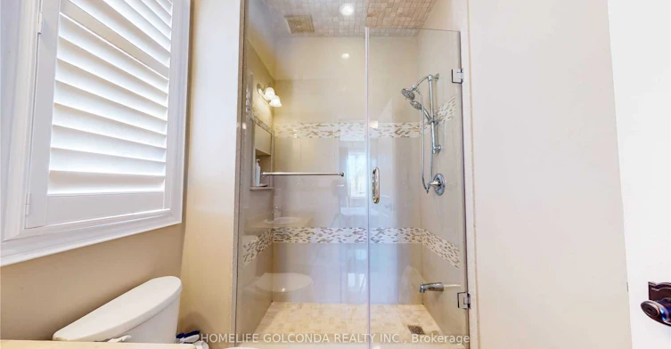 28 Stollery Pond Crescent, Markham, ON, L6C 0V1 - 26