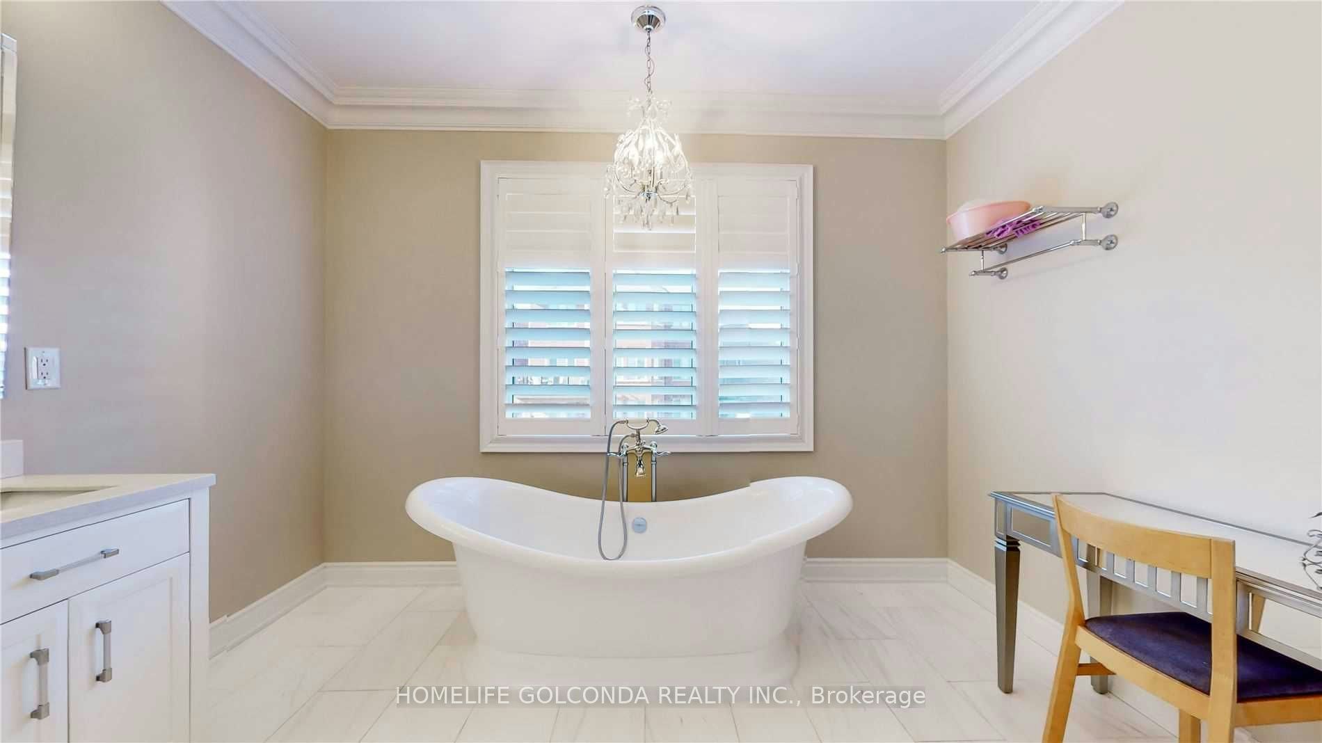 28 Stollery Pond Crescent, Markham, ON, L6C 0V1 - 25