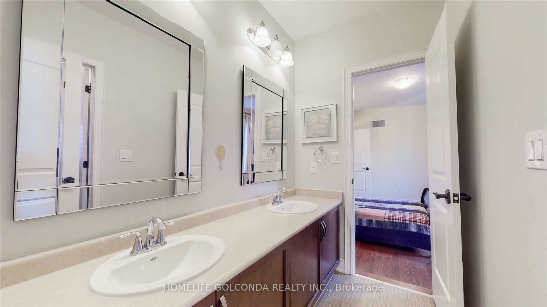 28 Stollery Pond Crescent, Markham, ON, L6C 0V1 - 27