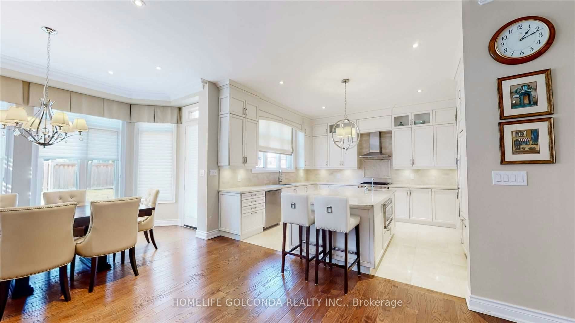28 Stollery Pond Crescent, Markham, ON, L6C 0V1 - 6
