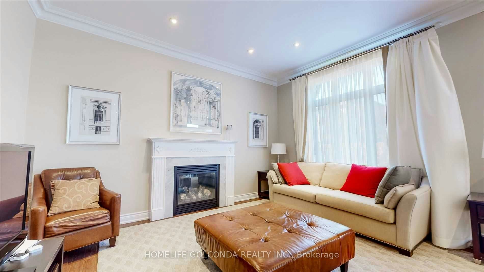 28 Stollery Pond Crescent, Markham, ON, L6C 0V1 - 10