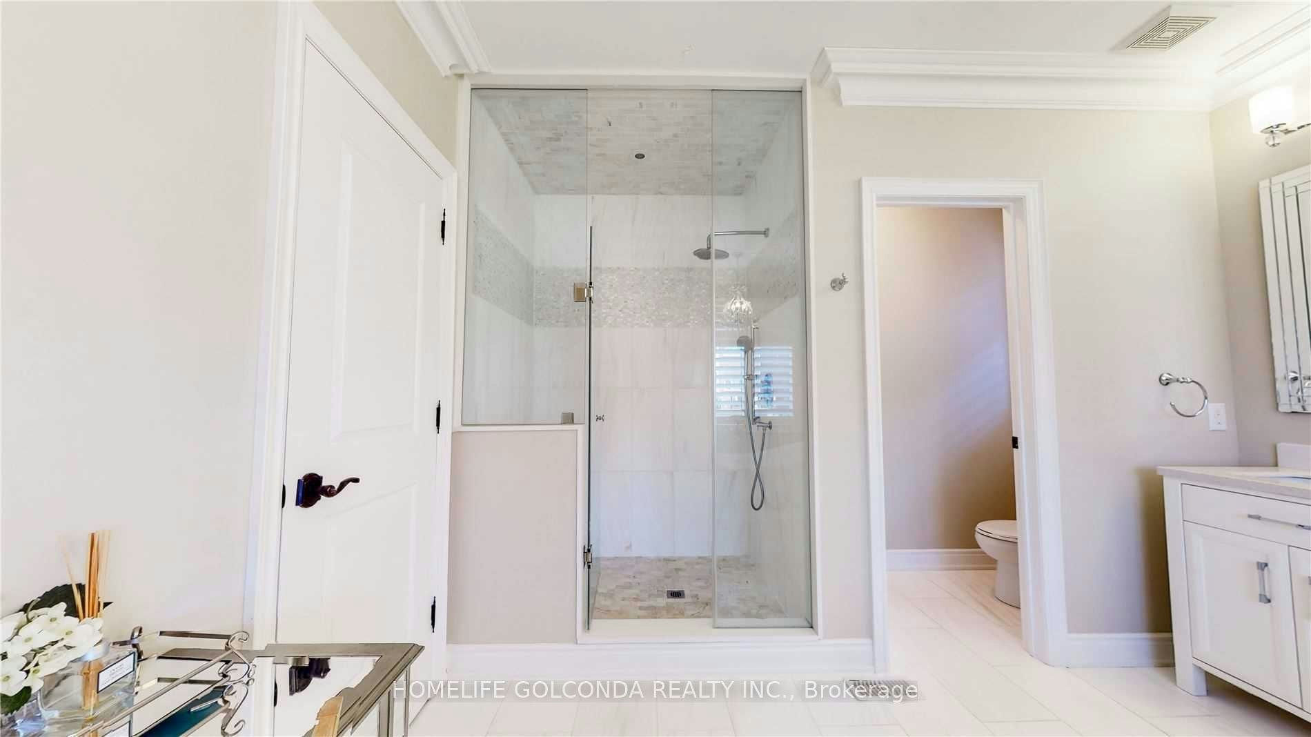 28 Stollery Pond Crescent, Markham, ON, L6C 0V1 - 24