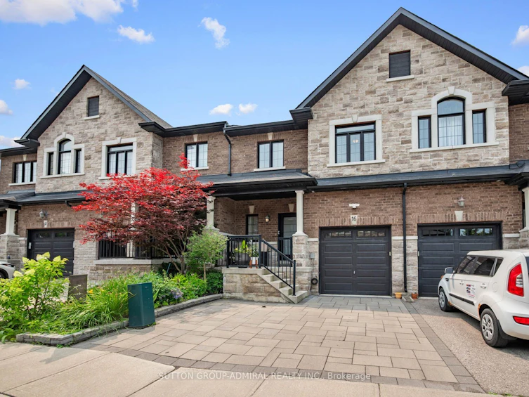 16 Charmuse Lane, East Gwillimbury, ON, L9N 0N7