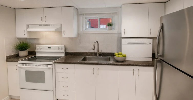 Basement-106 Talmage Avenue, Richmond Hill, ON, L4C 3J8 - 4