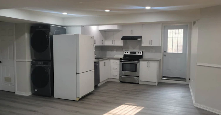 2 Maxwell Ct Court, Vaughan, ON, L4J 6Y3 - 4
