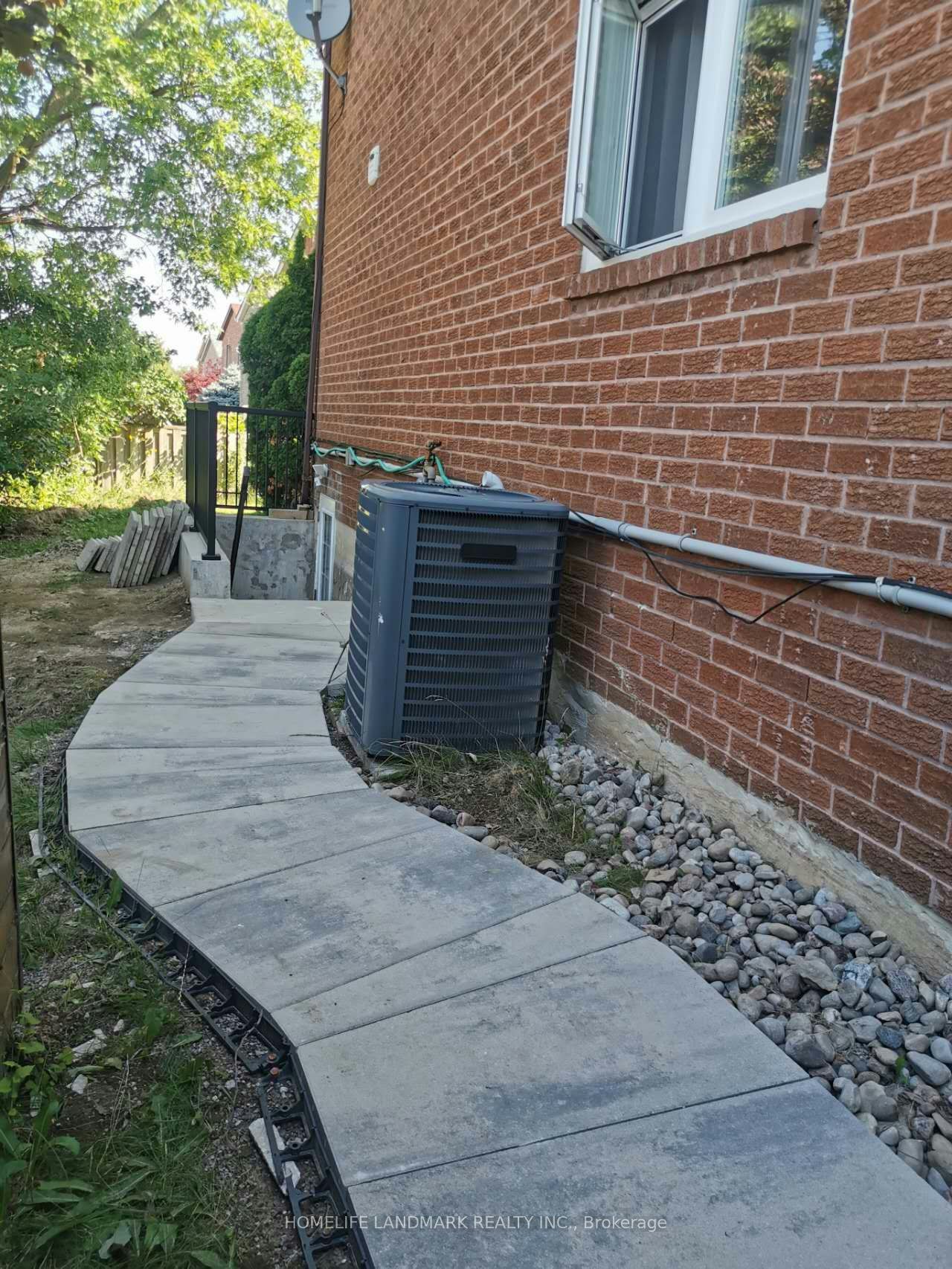 2 Maxwell Ct Court, Vaughan, ON, L4J 6Y3 - 2