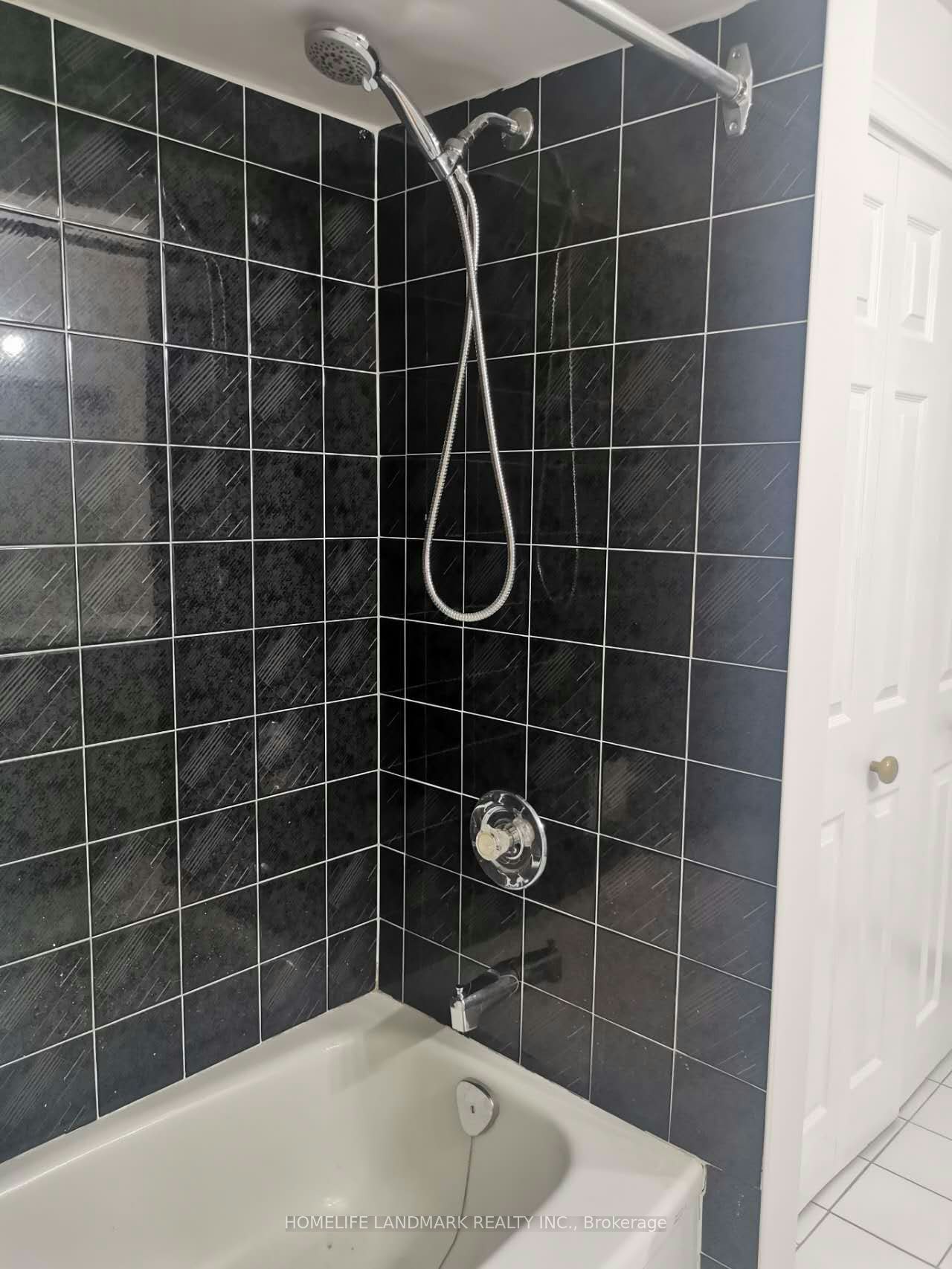 2 Maxwell Ct Court, Vaughan, ON, L4J 6Y3 - 11
