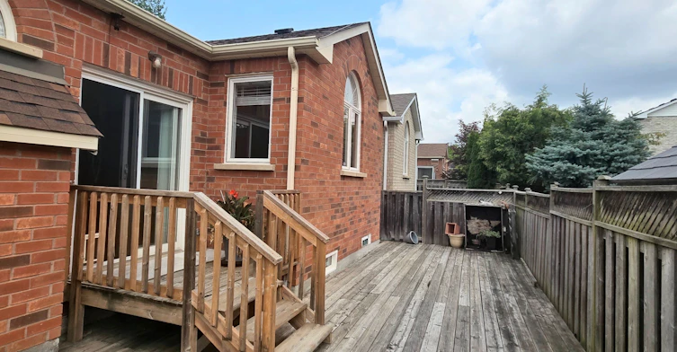 31 Cliveden Place, Markham, ON, L6C 2S4 - 31