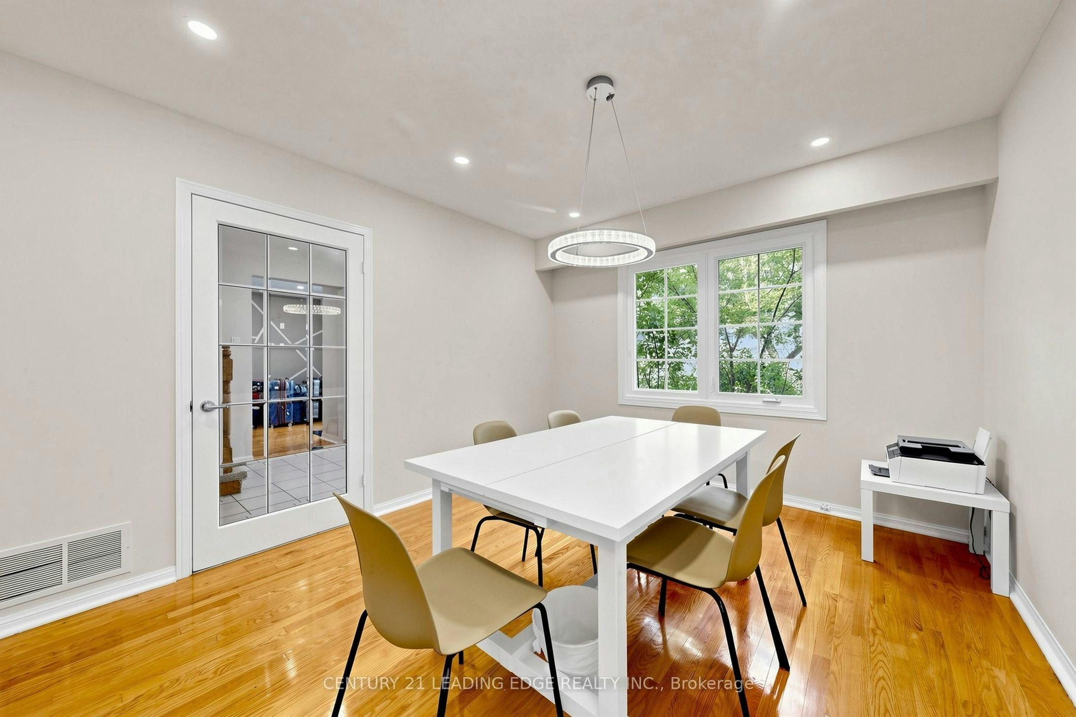 1 Briarwood Road, Markham, ON, L3R 2W7 - 8