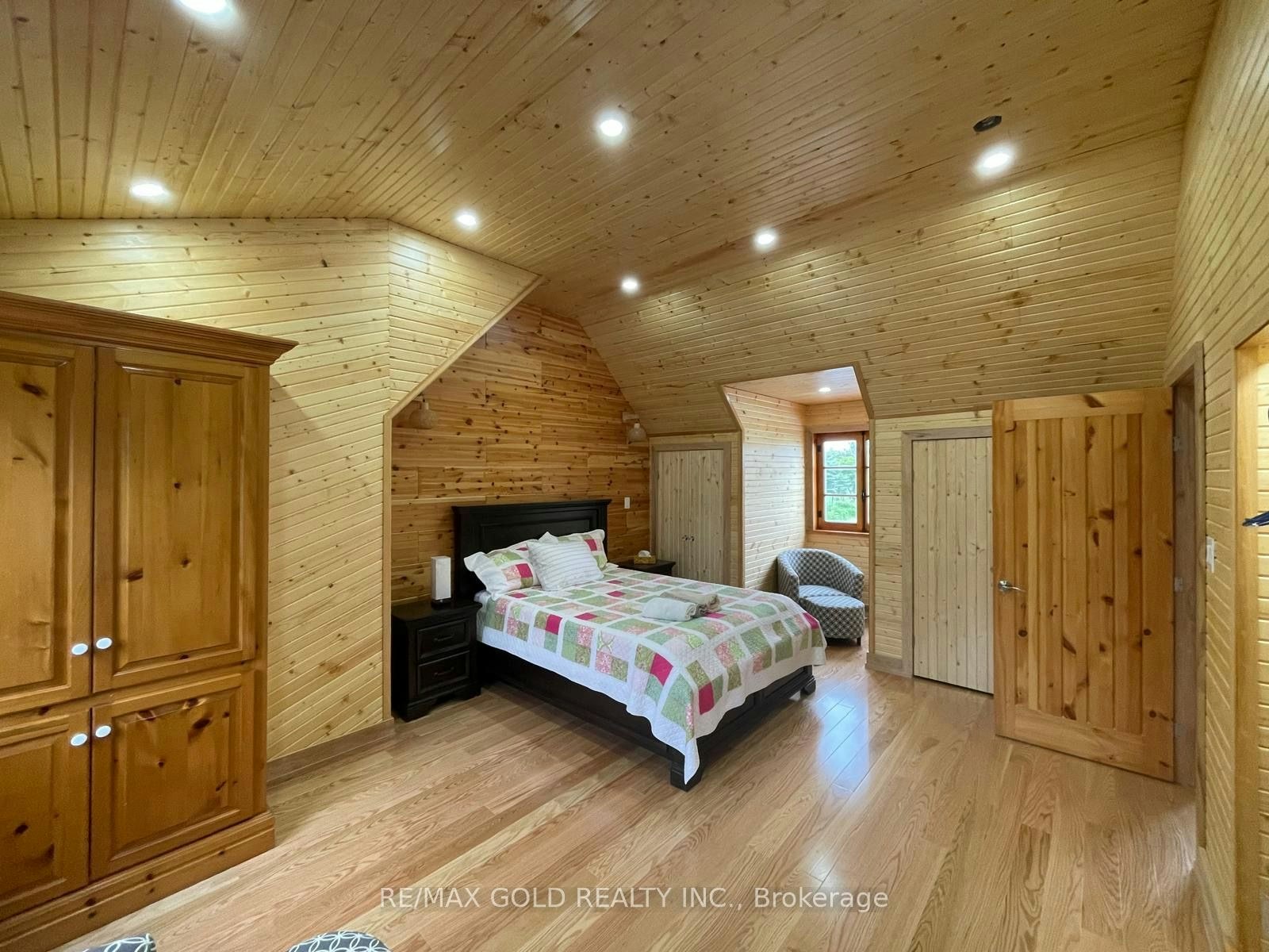 7815 15th Side Road, King, ON, L0G 1T0 - 21