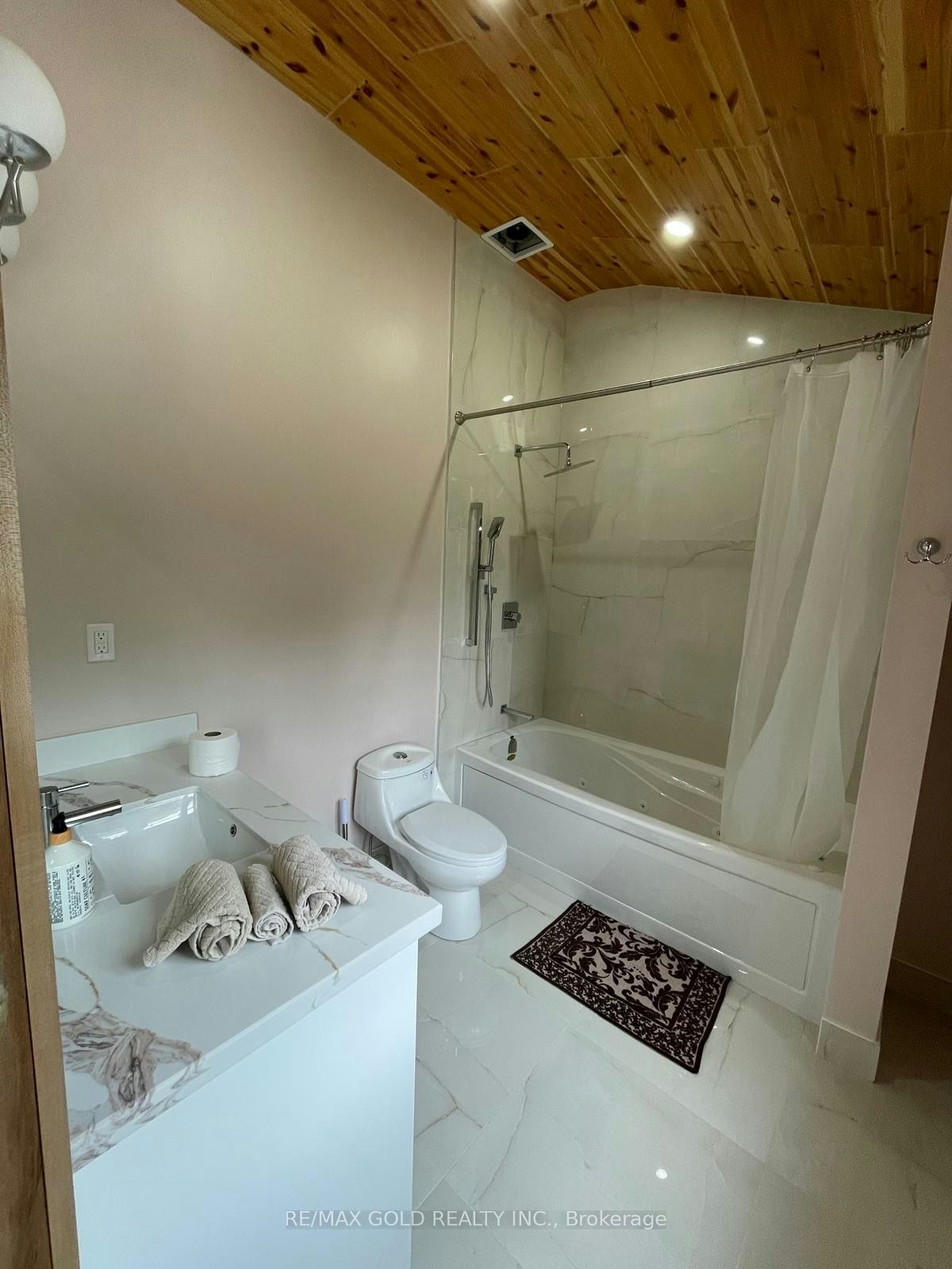 7815 15th Side Road, King, ON, L0G 1T0 - 22