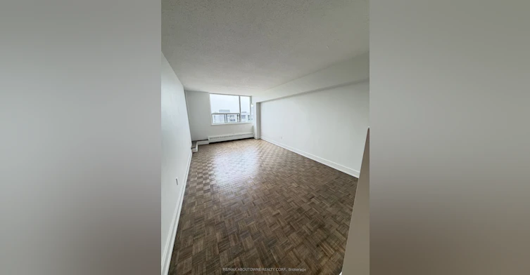 606-147 Wellington Street W, Aurora, ON, L4G 2N9 - 4