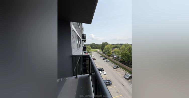 614-147 Wellington Street W, Aurora, ON, L4G 2N9 - 15
