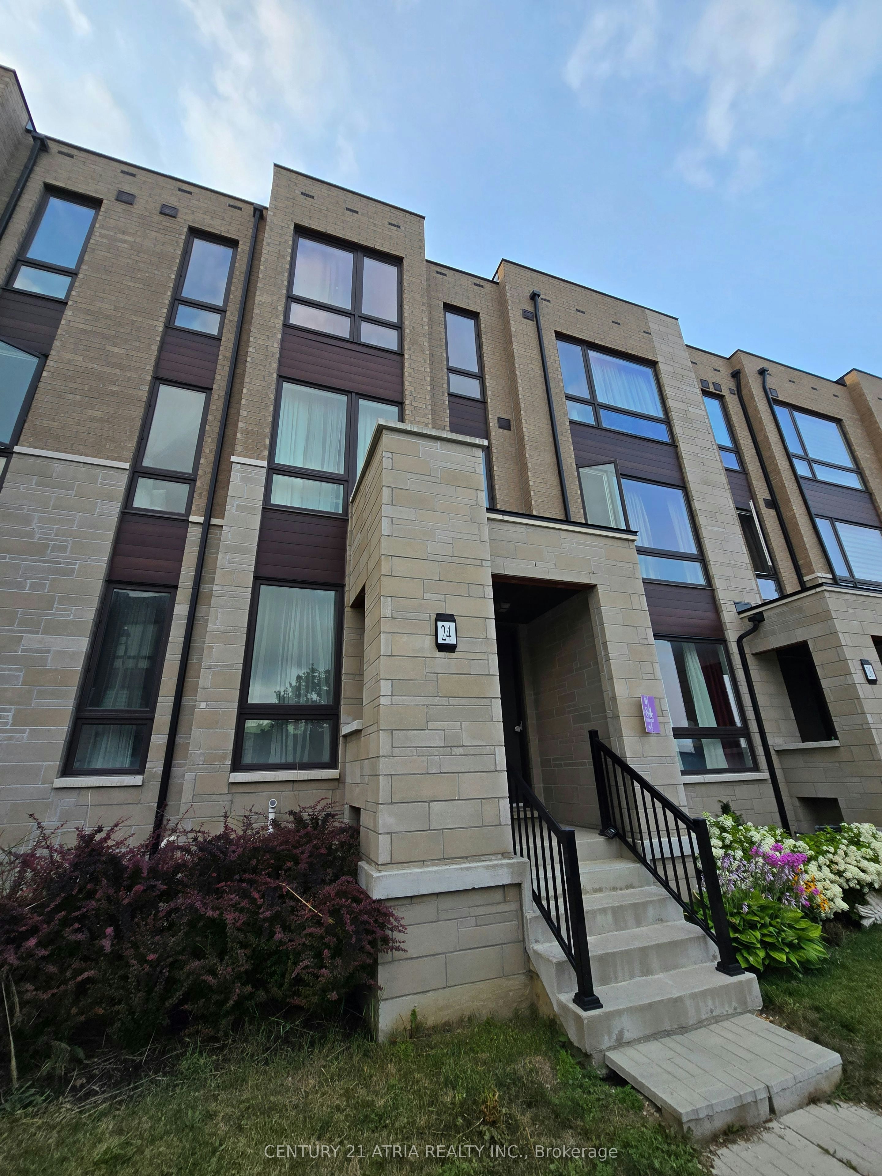 24 Rumney Street, Markham, ON, L6C 0Z6