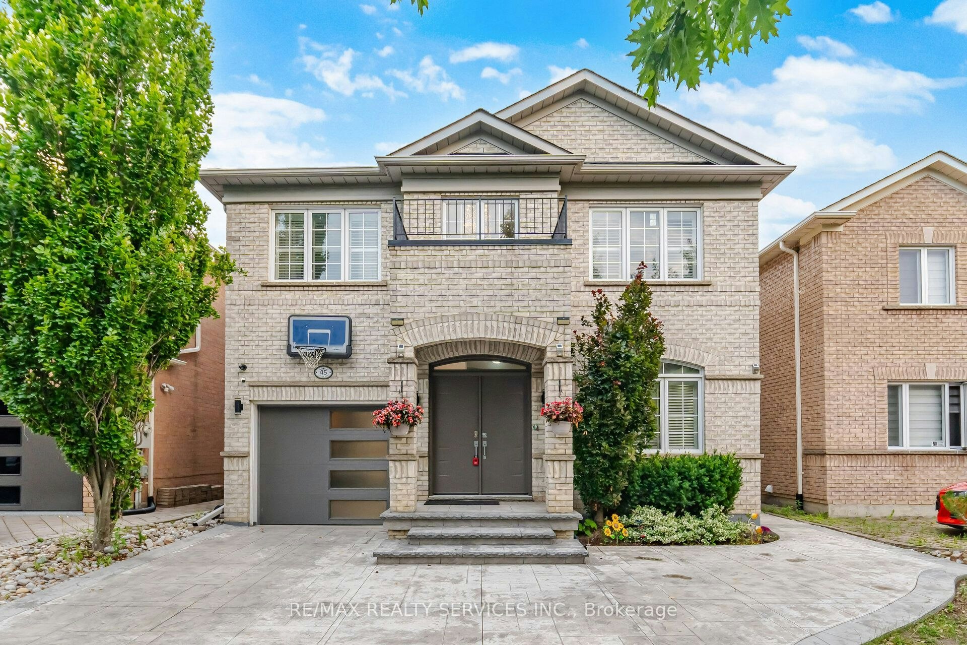 45 Skylark Drive, Vaughan, ON, L4H 2C3