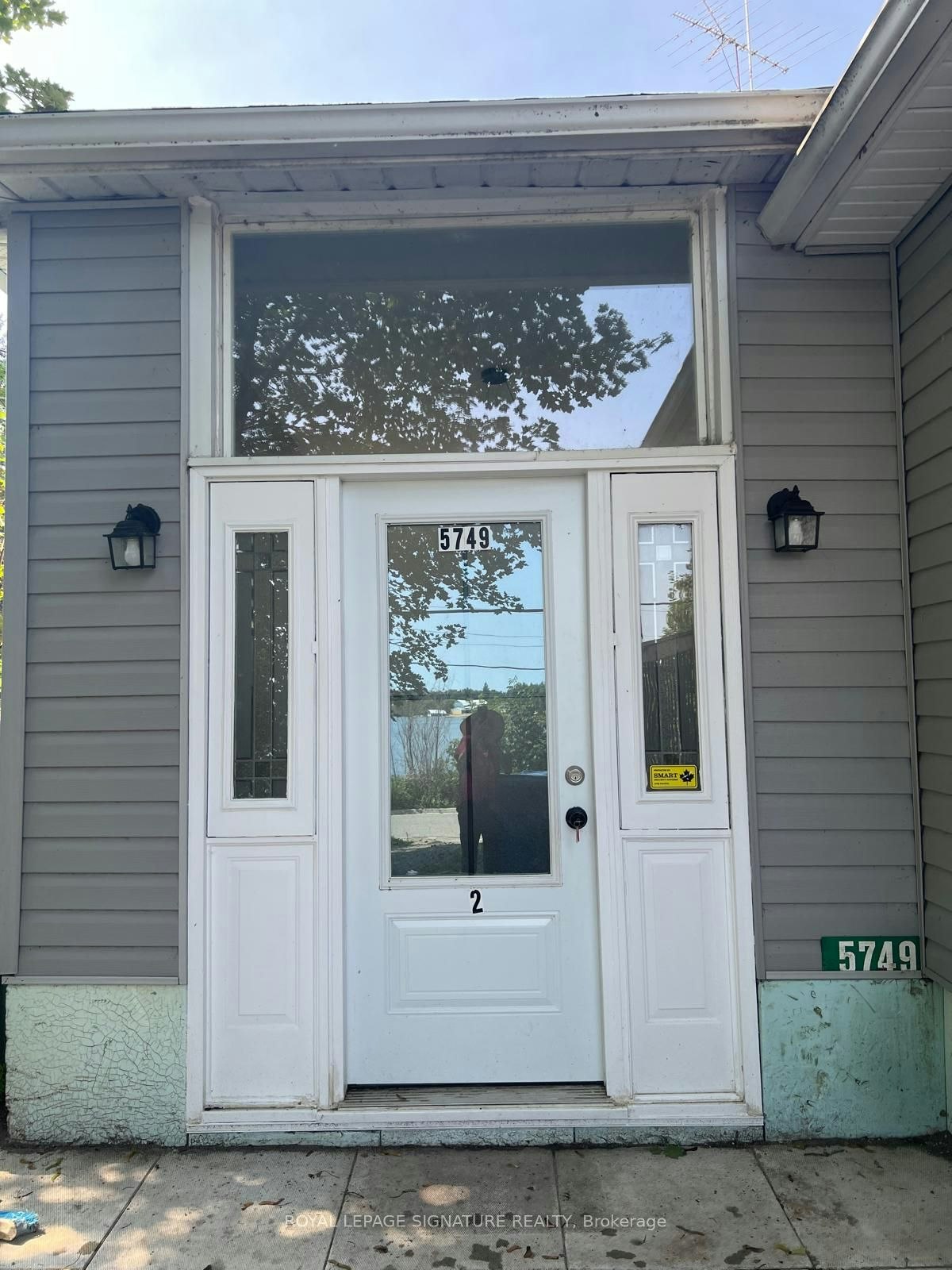 2-5749 Lakeshore Road, Whitchurch-Stouffville, ON, L4A 7X3