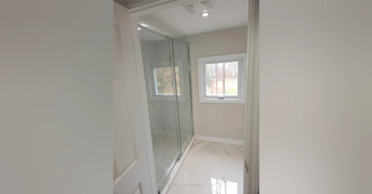 2-5749 Lakeshore Road, Whitchurch-Stouffville, ON, L4A 7X3 - 9