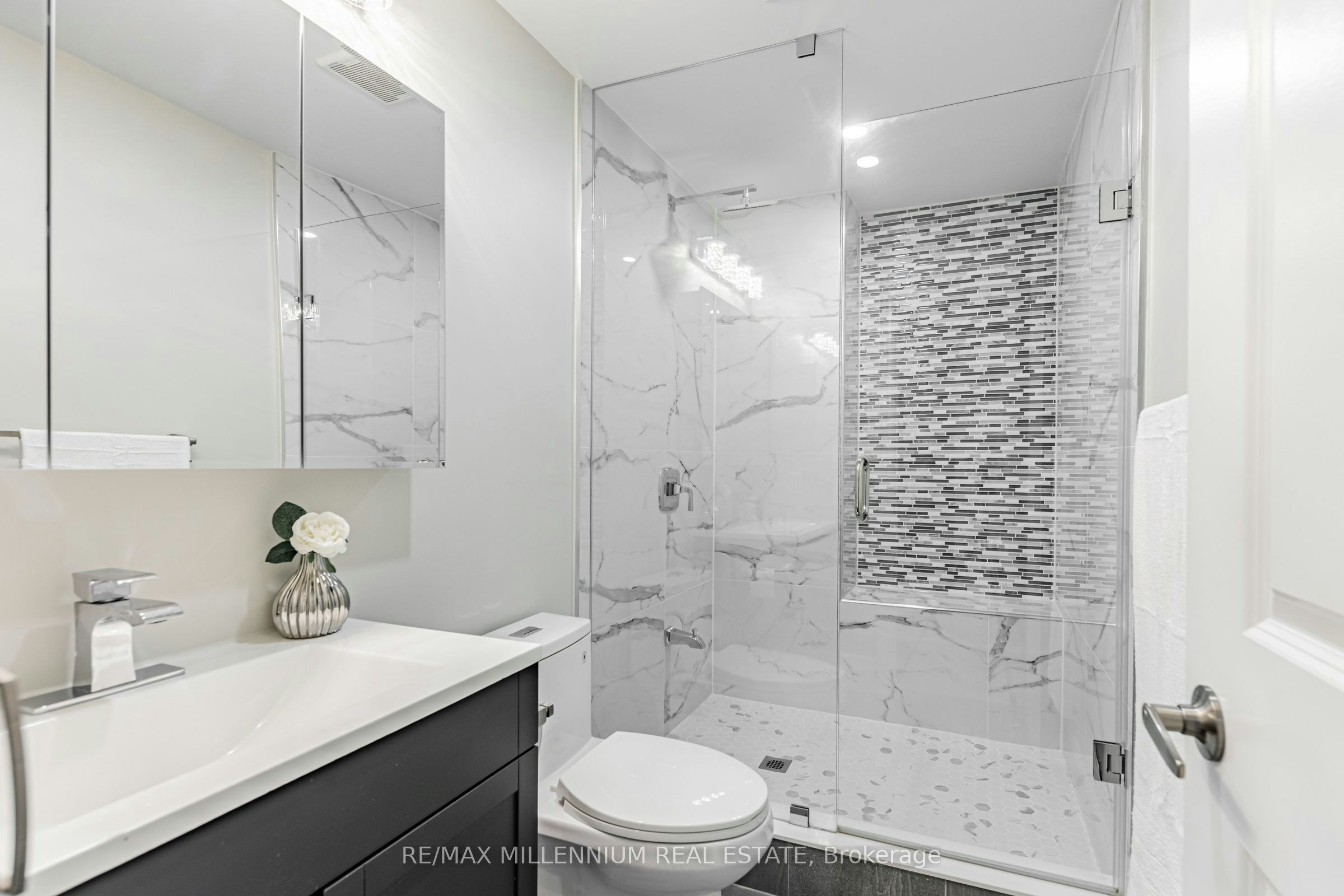 175 Woodgate Pines Drive, Vaughan, ON, L4H 4K5 - 34
