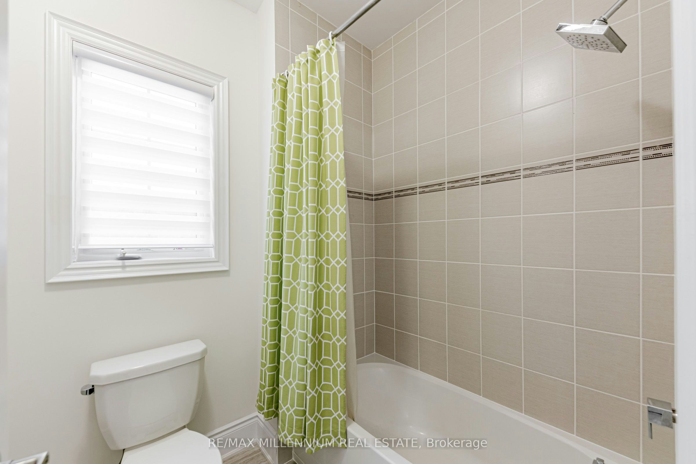 175 Woodgate Pines Drive, Vaughan, ON, L4H 4K5 - 10