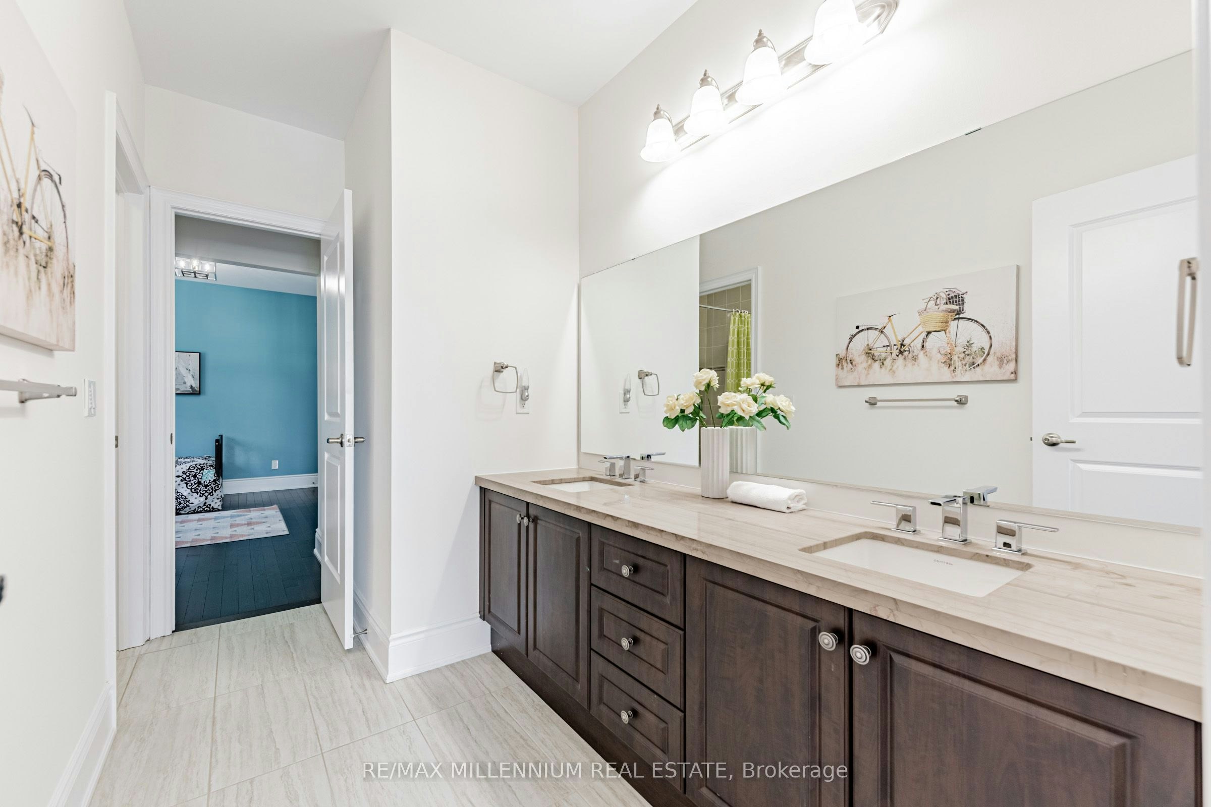 175 Woodgate Pines Drive, Vaughan, ON, L4H 4K5 - 9