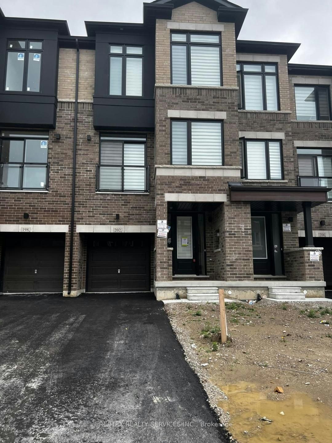 202 Tennant Circle, Vaughan, ON, L4H 5L4