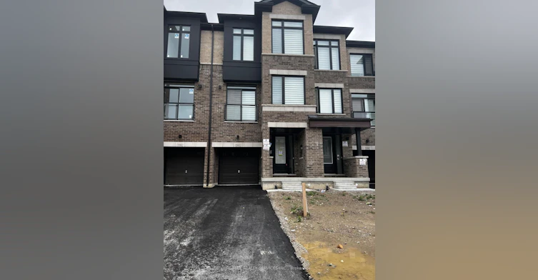 202 Tennant Circle, Vaughan, ON, L4H 5L4