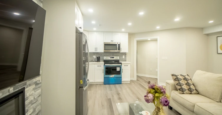 Bsmt-48 Pietrowski Drive, Georgina, ON, L4P 0K2 - 2