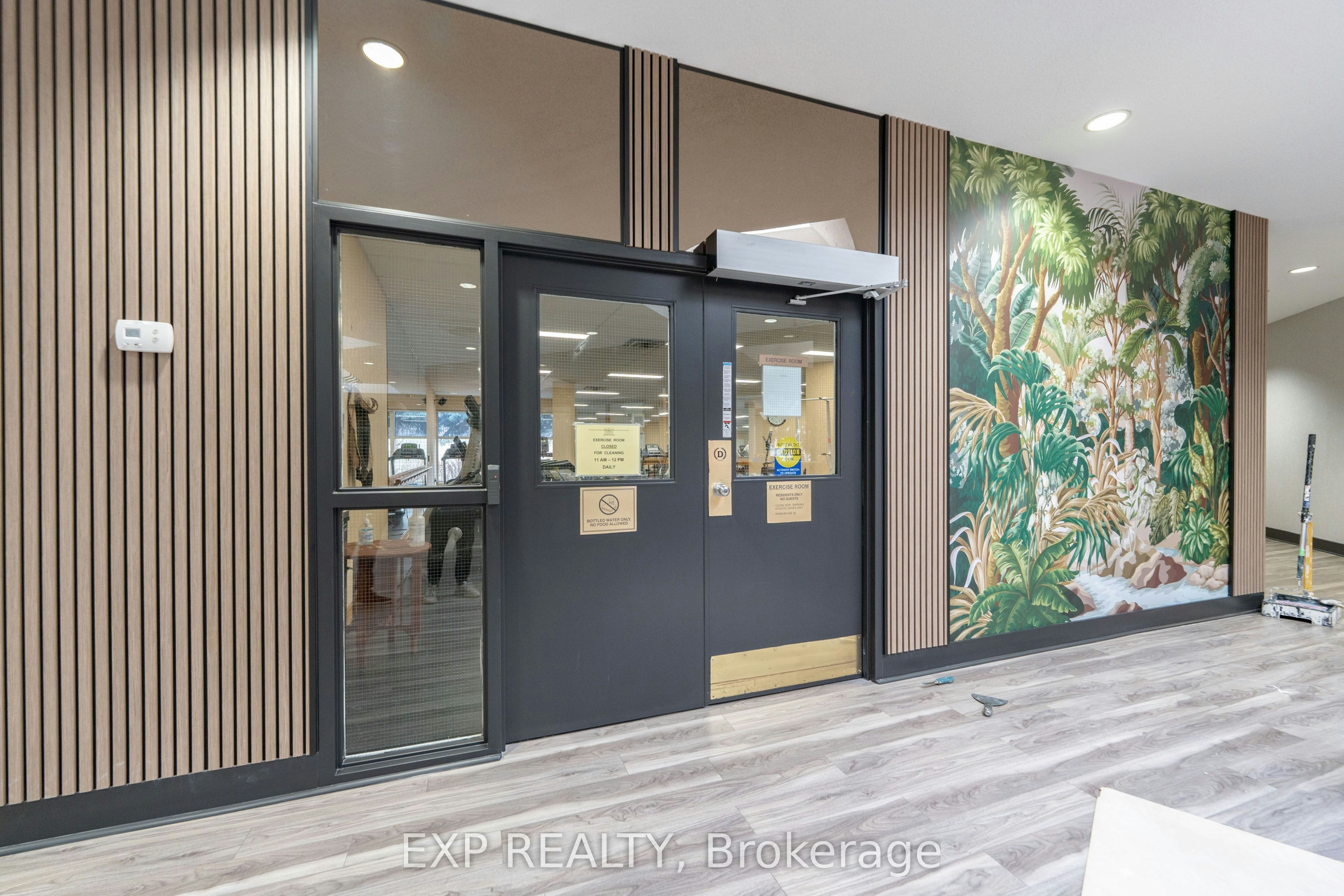 404-30 Harding Boulevard W, Richmond Hill, ON, L4C 9M3 - 31