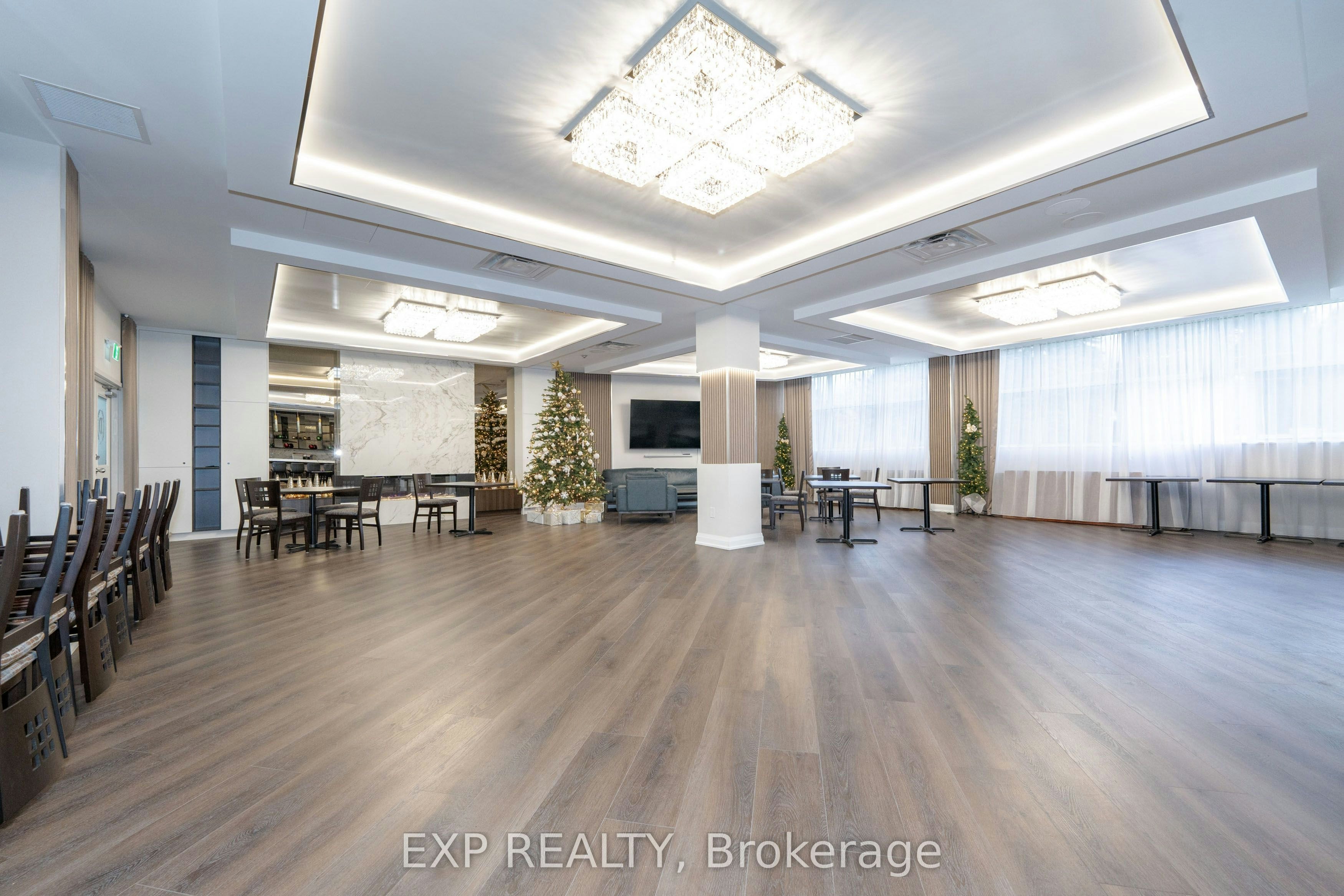 404-30 Harding Boulevard W, Richmond Hill, ON, L4C 9M3 - 33