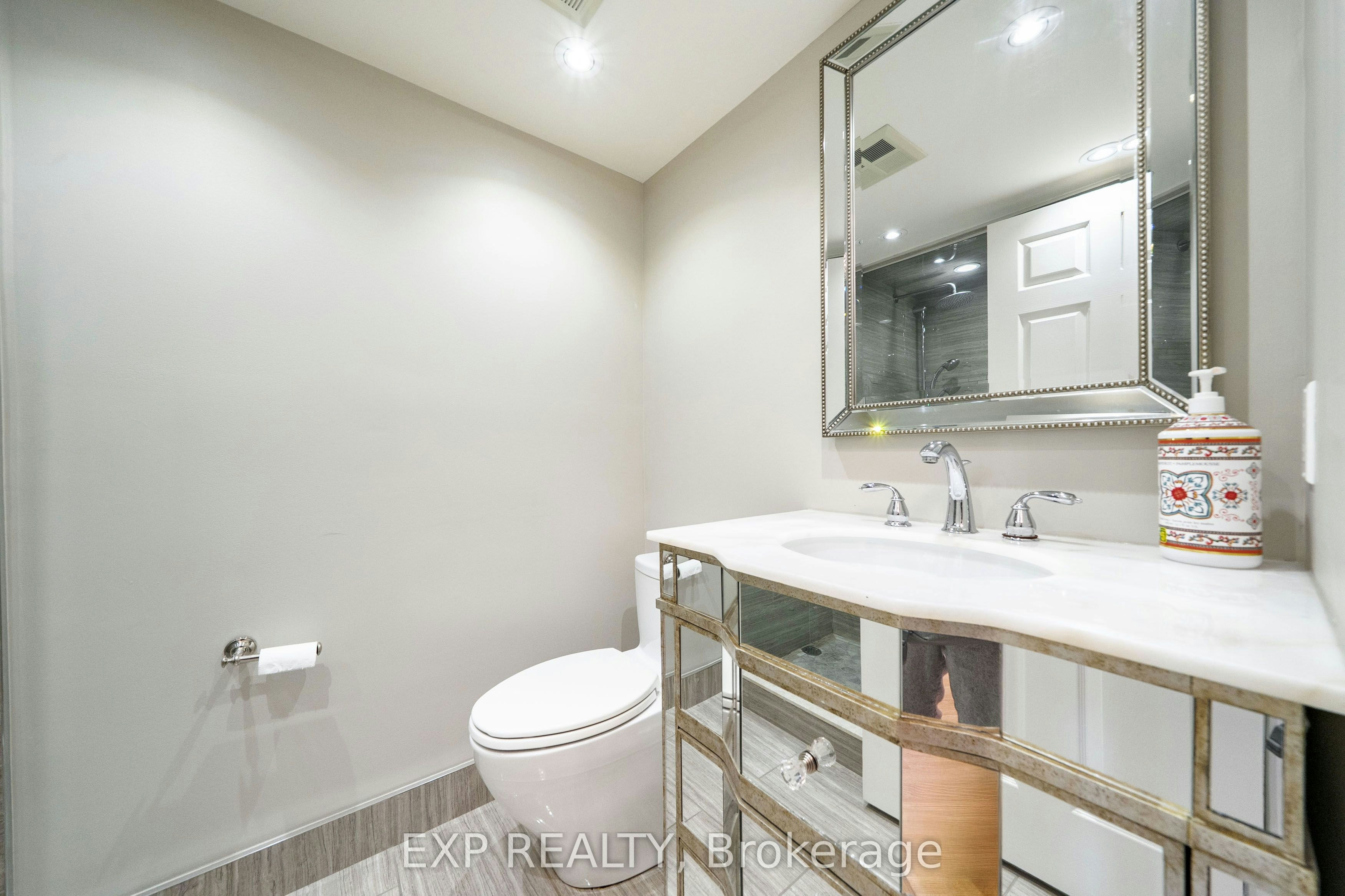404-30 Harding Boulevard W, Richmond Hill, ON, L4C 9M3 - 10