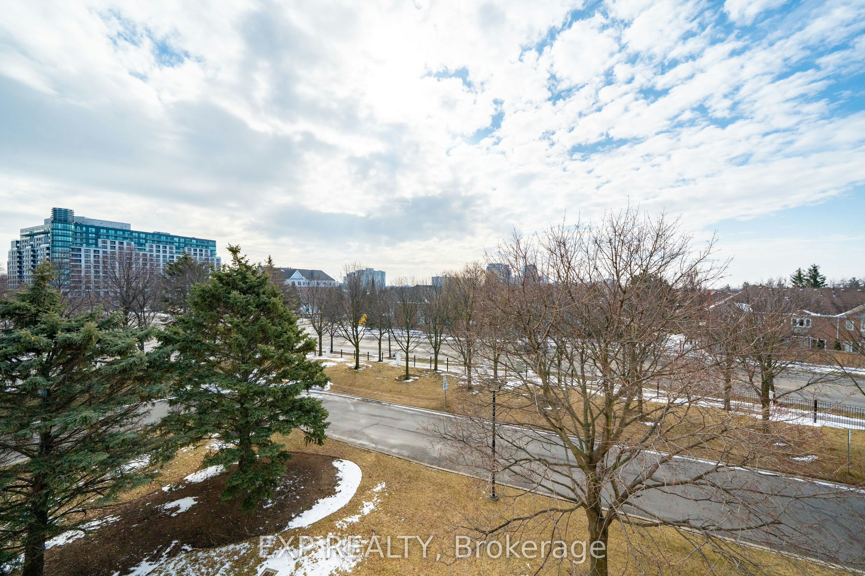 404-30 Harding Boulevard W, Richmond Hill, ON, L4C 9M3 - 23