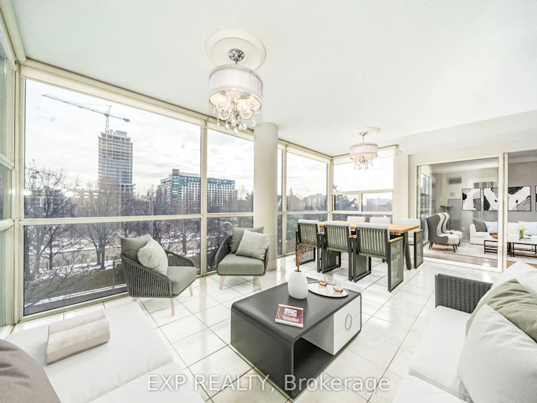 404-30 Harding Boulevard W, Richmond Hill, ON, L4C 9M3 - 12
