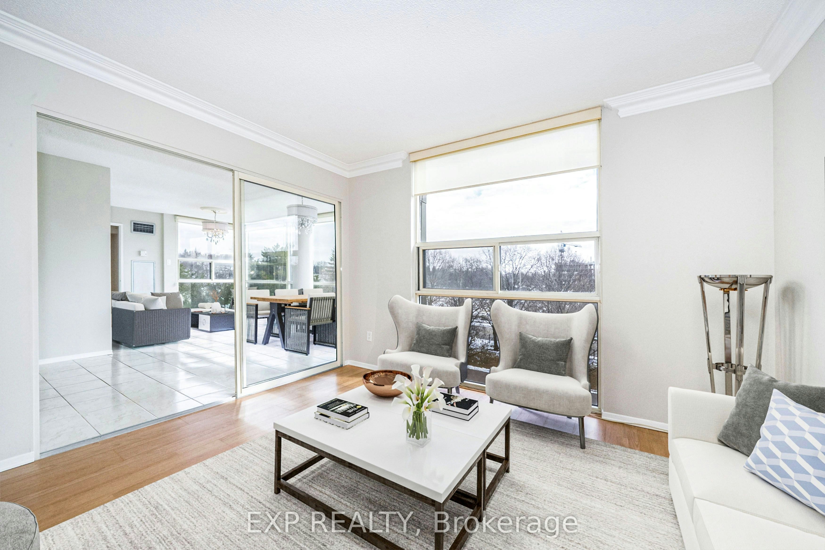 404-30 Harding Boulevard W, Richmond Hill, ON, L4C 9M3 - 6