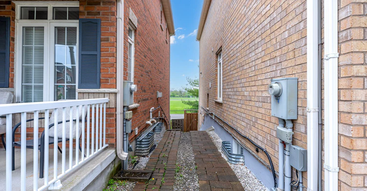 Bsmt-97 Maple Ridge Crescent, Markham, ON, L6E 1T9 - 10
