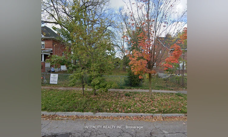 39 Roseview Avenue