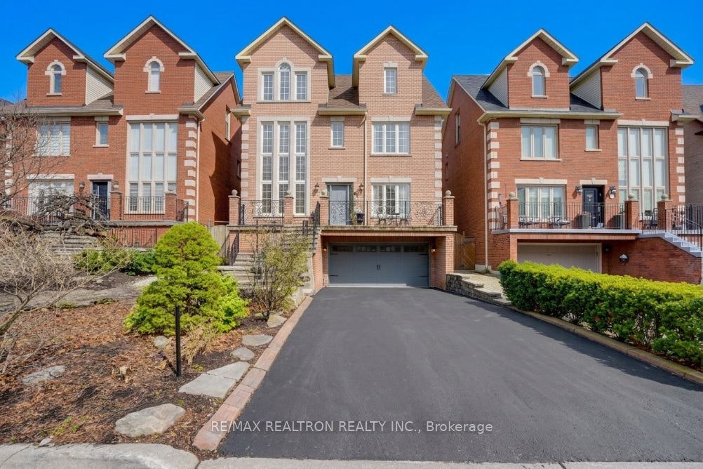 117 Theodore Place, Vaughan, ON, L4J 8E3