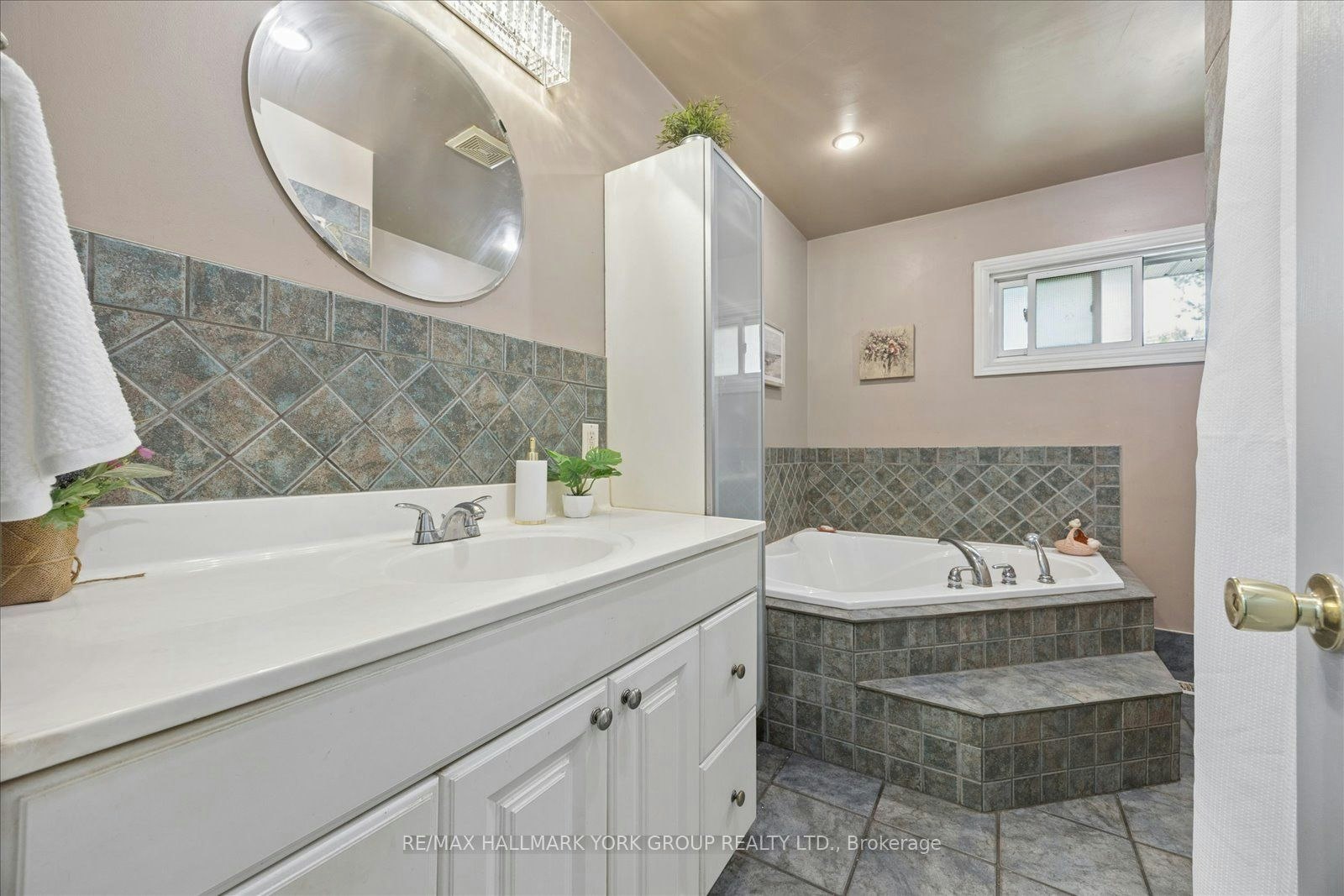 28 Main Street, Georgina, ON, L0E 1N0 - 26