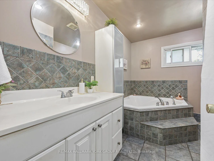 28 Main Street, Georgina, ON, L0E 1N0 - 26
