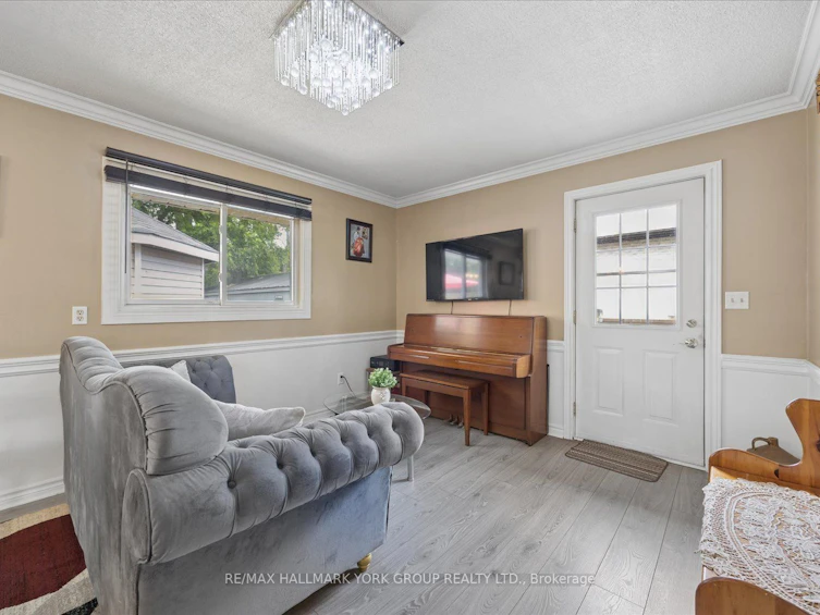 28 Main Street, Georgina, ON, L0E 1N0 - 9