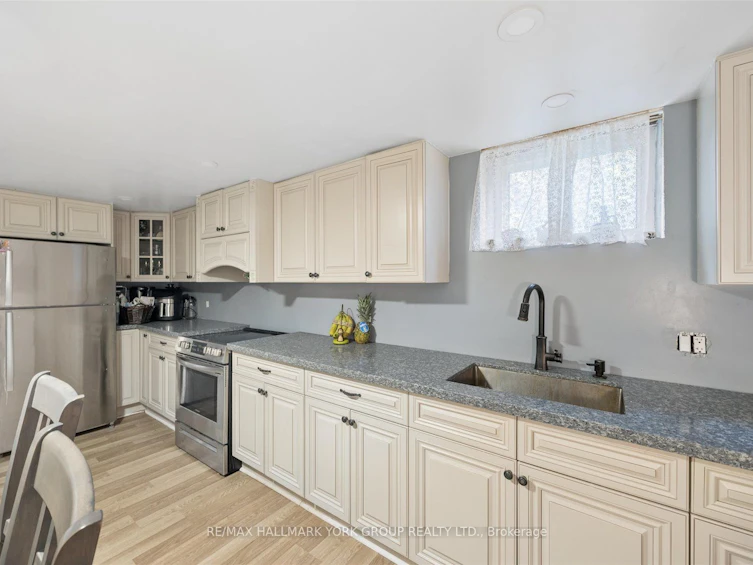 28 Main Street, Georgina, ON, L0E 1N0 - 30