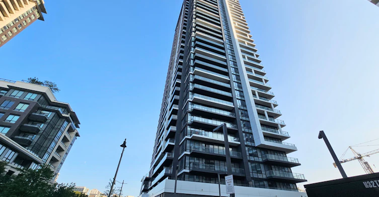 509-18 Water Walk Drive, Markham, ON, L3R 6L5