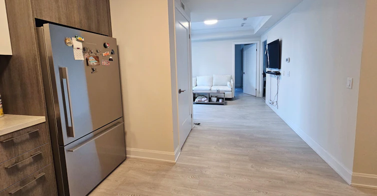 509-18 Water Walk Drive, Markham, ON, L3R 6L5 - 16